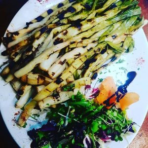 Restaurant CAL PADRÍ - PAS DE LA CASE - ANDORRE. El saber fer d’anys de treball i la satisfacció de la feina ben feta, ens ha donat energia renovada per tornar de nou a servir-vos el que millor sabem fer. https://calpadri-pasdelacasa.com/ Amics i clients, tenim moltes ganes de què pugueu gaudir novament de l’autèntica cuina de muntanya al Pas de la Casa, com havíeu fet durant anys. https://calpadri-pasdelacasa.com Així que ara i de nou, podreu venir a menjar a Restaurant Cal Padrí i degustar autèntics plats de cuina de proximitat… fets amb il·lusió i la millor matèria primera, com l’escudella i carn d’olla Andorrana, els caragols a la llauna, peus de porc amb caragols, bacallà amb mongetes de Santa Pau, conill a la “Rabiosa” o el millor pernil ibèric d’aglà. https://calpadri-pasdelacasa.com/ Restaurant Cal Padrí « Cuina de muntanya » Carrer de Maià, 12 AD200 PAS de la CASA (Encamp) Principat d’Andorra T.+376856180 calpadripasdelacasa@gmail.com https://calpadri-pasdelacasa.com/ https://www.instagram.com/cal.padri/