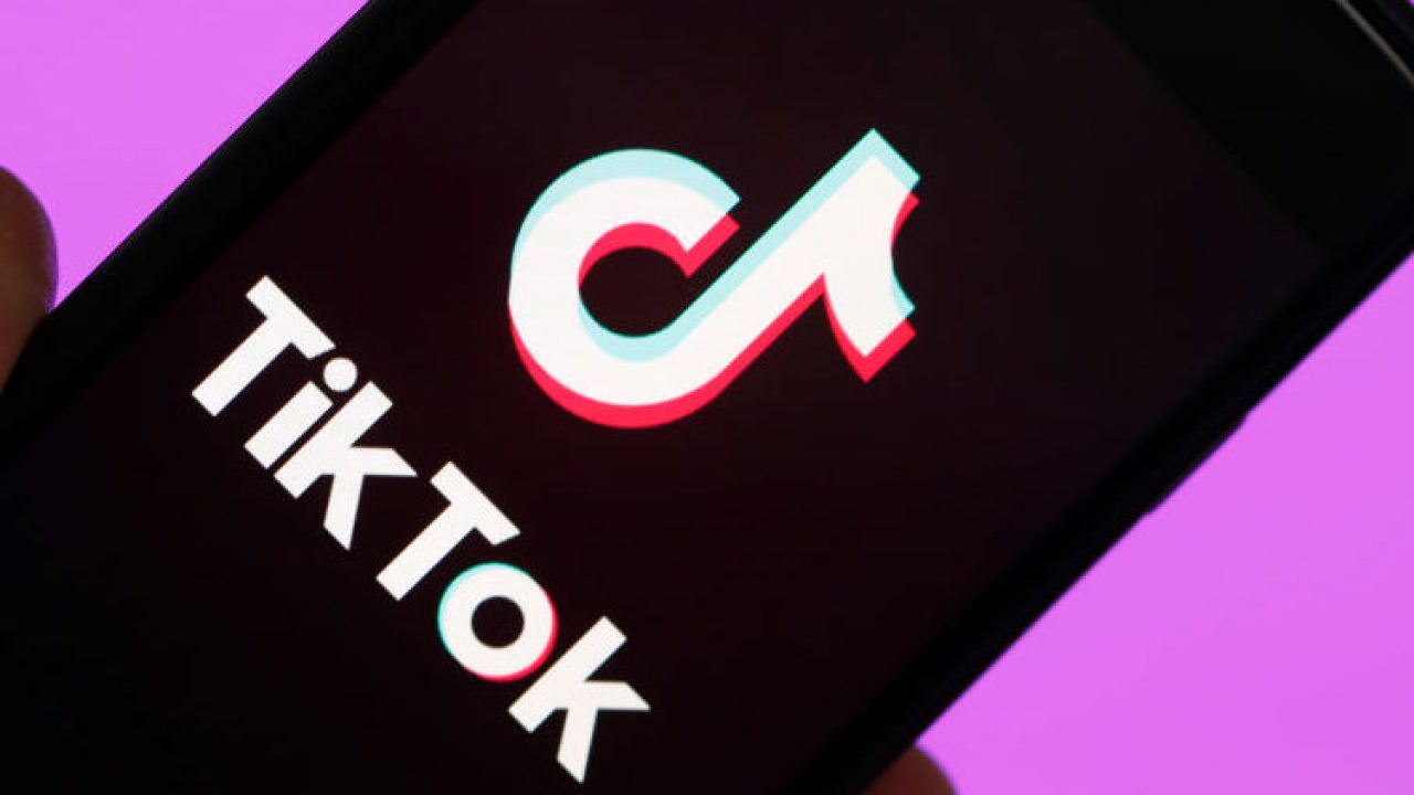 Mediante Trendy Beat TikTok aspira a poner palos en las ruedas a Amazon, Shein y Temu, de acuerdo con fuentes cercanas a la red social. La idea es que los usuarios de TikTok puedan buscar productos tanto en Trendy Beat como en TikTok Shop desde la misma pestaña consagrada al e-commerce de la aplicación. La filial de ByteDance contempla esa pestaña como una suerte de «central hub» para el descubrimiento de promociones y la administración de pedidos. Con TikTok ejerciendo de intermediario, los fabricantes chinos esperan ofrecer un soporte de mejor calidad a sus clientes de Occidente y reducir además los tiempos de envío desde China a mercados como Estados Unidos y Reino Unido.