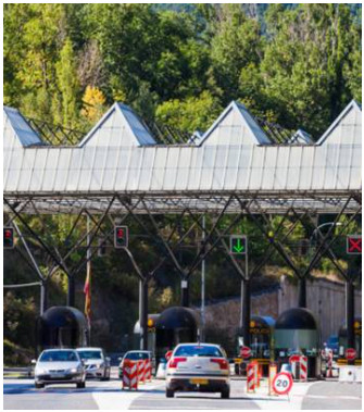 SHOPPING : LES COMMERCES D'ANDORRE
Pour profiter à fond du shopping, vous devez connaître les horaires d’ouverture et de fermeture des magasins ou les jours fériés en Andorre