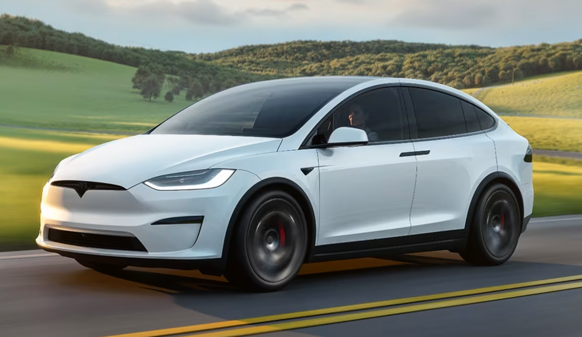 ⚡🚗 A www.123renting.net tenim una oportunitat única. Posem a la venda un TESLA Model X blanc impecable, en un estat extraordinari i a un preu molt competitiu. Un vehicle com nou, amb totes les prestacions clàssiques de TESLA i una autonomia superior als 550 km, ideal per gaudir de conducció elèctrica d’alt nivell. Si busques un SUV elèctric prèmium, potent, silenciós i amb la tecnologia més avançada del mercat, aquest Model X és exactament el que necessites. Sigui aquest TESLA o t'importem el model que tu desitgis o necessitis, sigui nou o d’ocasió a un preu immillorable amb uns costos mínims de gestió de la Importació. 📞 Demana més informació al +376 812 330 - www.123renting.net  A 123 Rènting a La Massana Principat d’Andorra t’assessorem perquè trobis el vehicle perfecte per tu. #TeslaModelX #ElectricCars #AndorraCars #TeslaForSale #123Renting